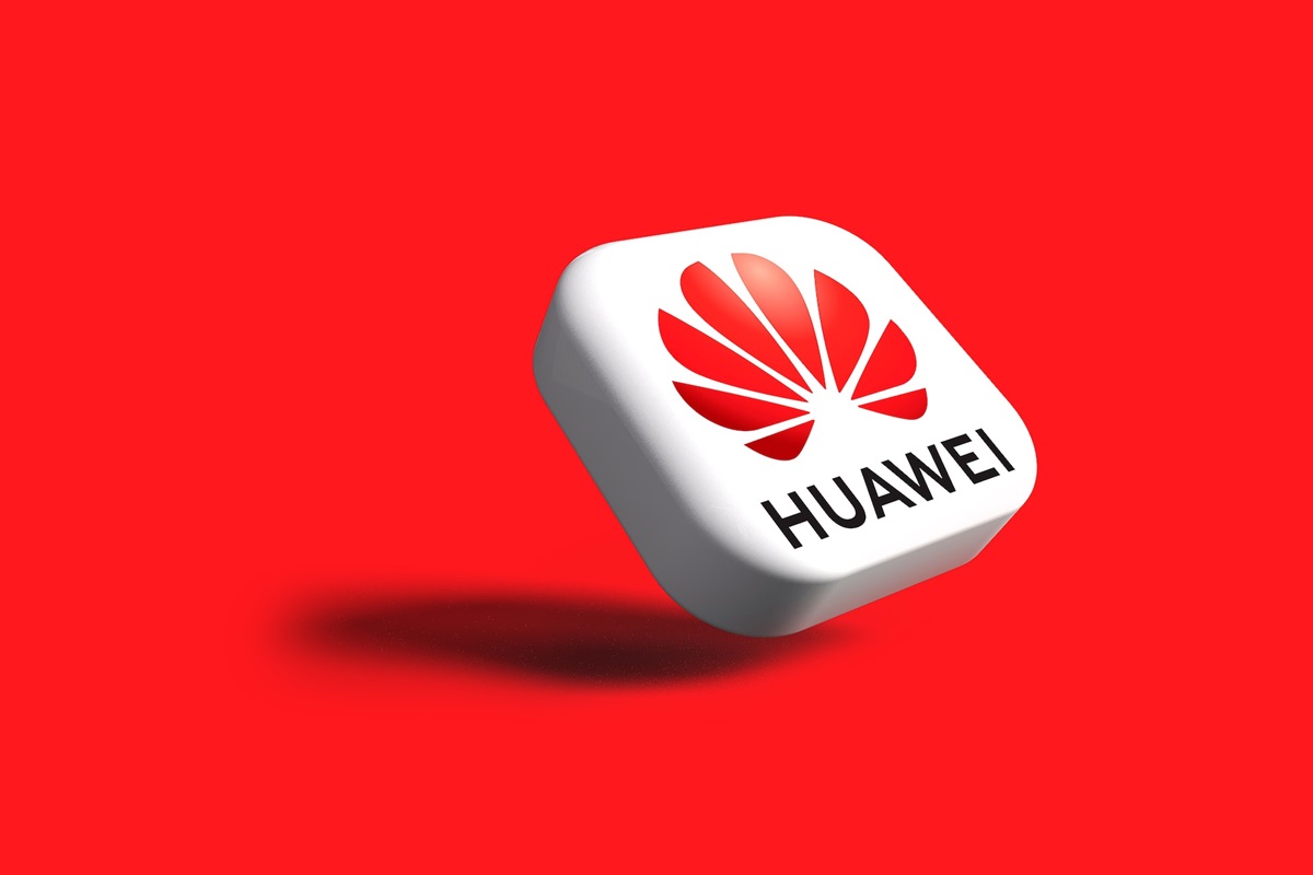 Huawei Sales Approach $100 Billion in Year 